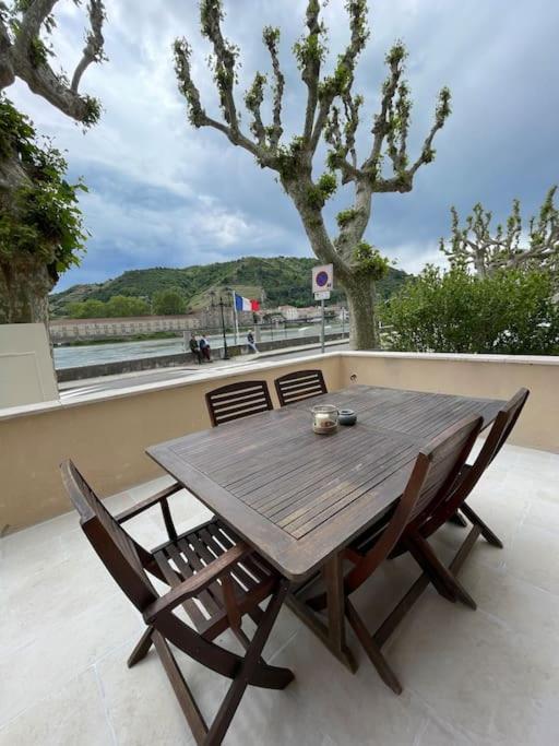 La Batellerie, Vue Sur Rhone Villa ทาอิน-เลมิทาจ ภายนอก รูปภาพ