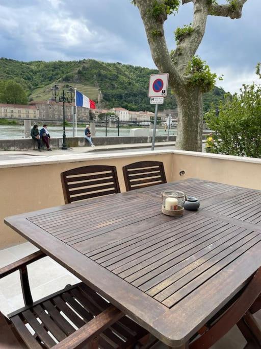 La Batellerie, Vue Sur Rhone Villa ทาอิน-เลมิทาจ ภายนอก รูปภาพ